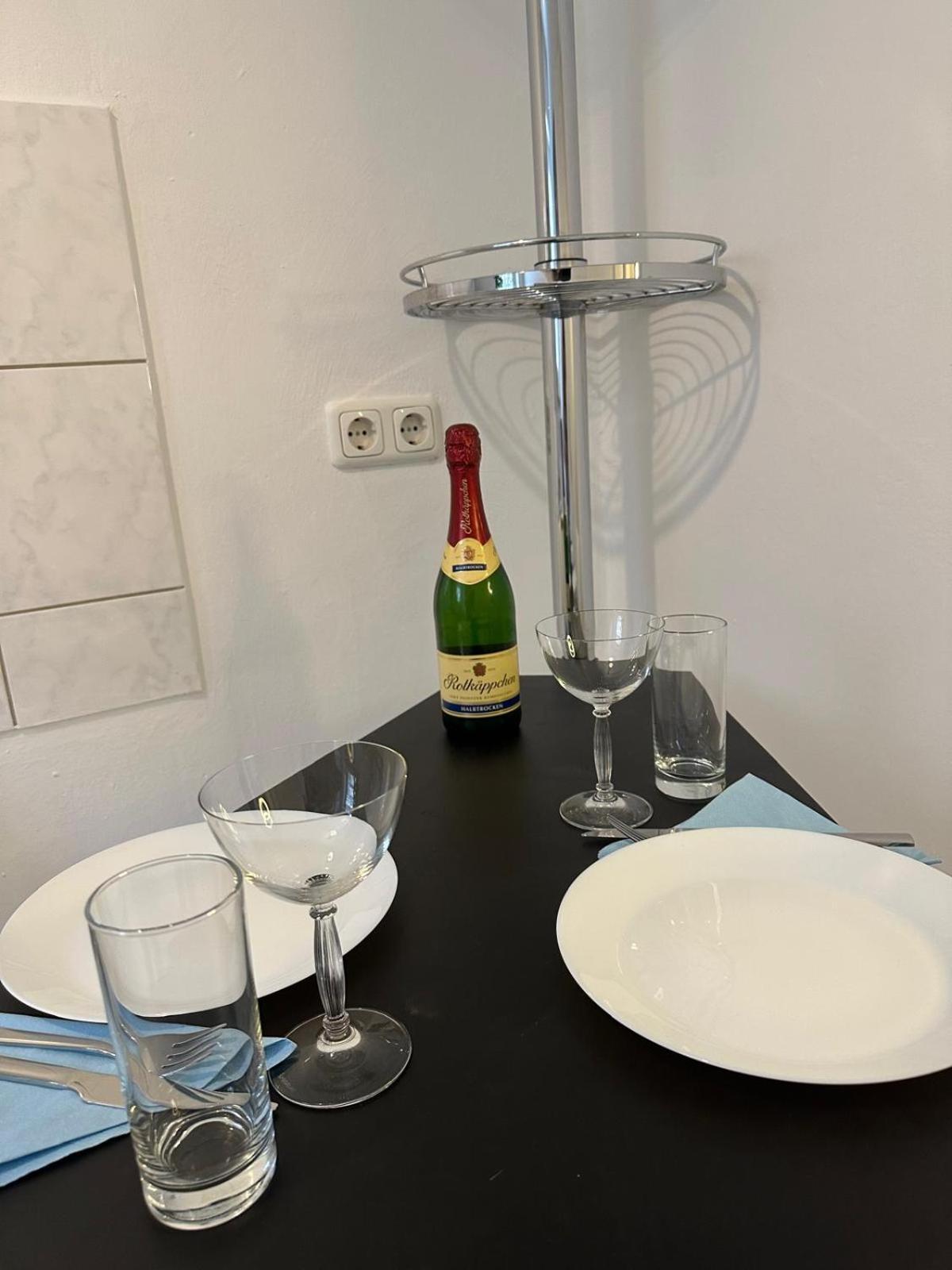 Hotel-Pension Asta München Exteriör bild