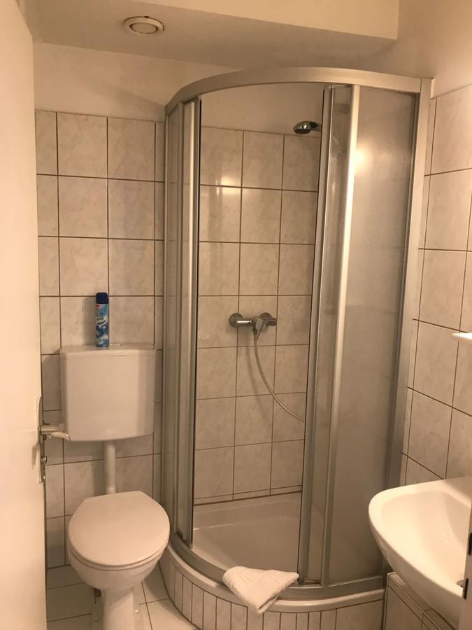Hotel-Pension Asta München Exteriör bild
