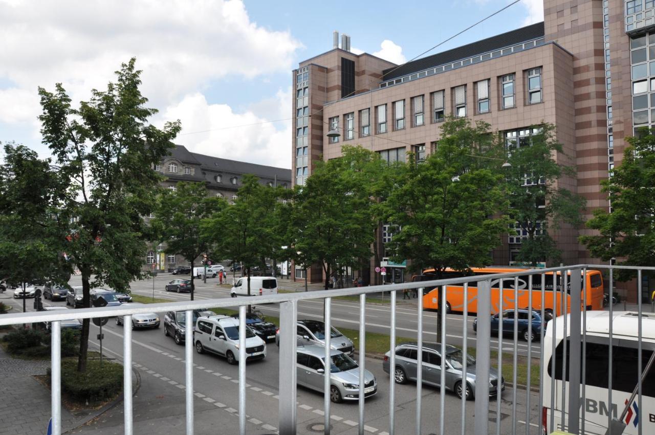Hotel-Pension Asta München Exteriör bild