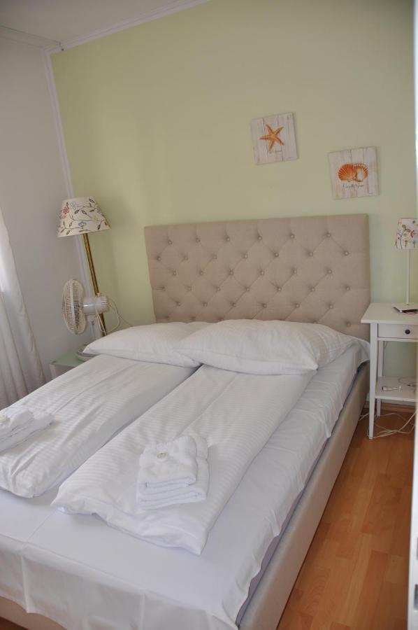 Hotel-Pension Asta München Exteriör bild